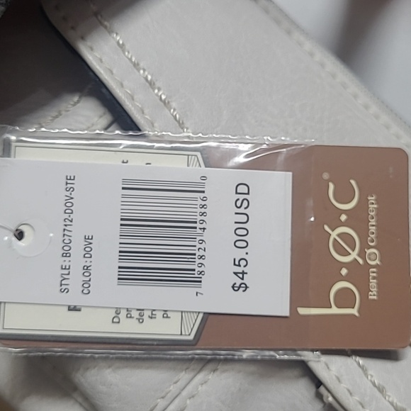 NWT dove colored born concepts b.o.c. wristlet - Picture 8 of 8